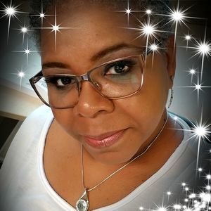 Meet your Posher, Lesley